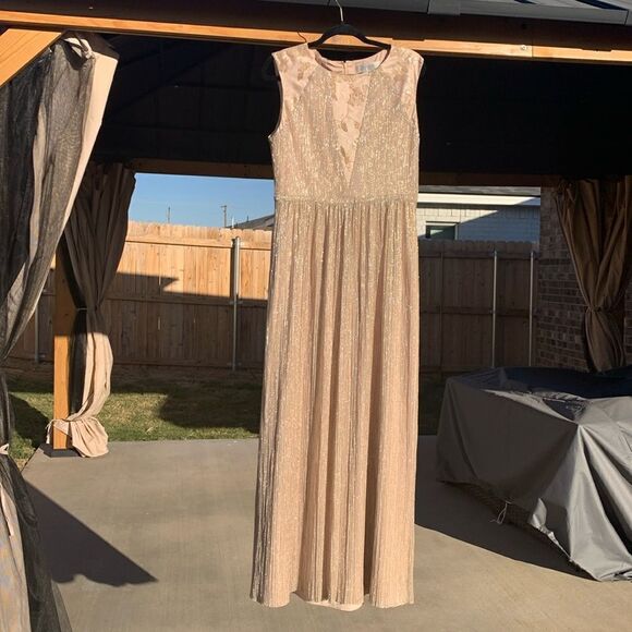 Take 50% OFF- Tahari Fancy Gold With Glitters Dress, Size-10 - Picture 1 of 7